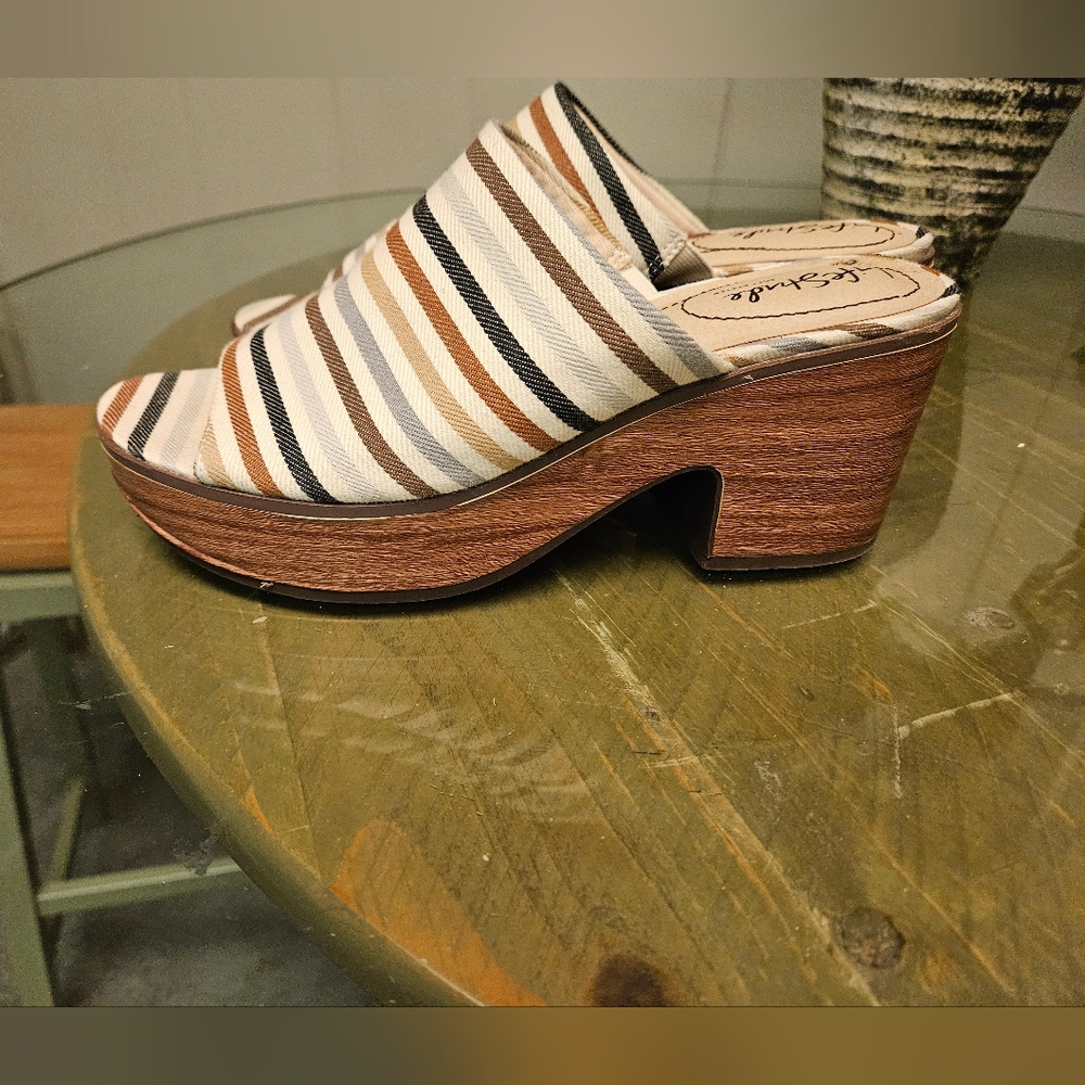 Clogs